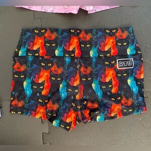 Rok The Box booty shorts, M